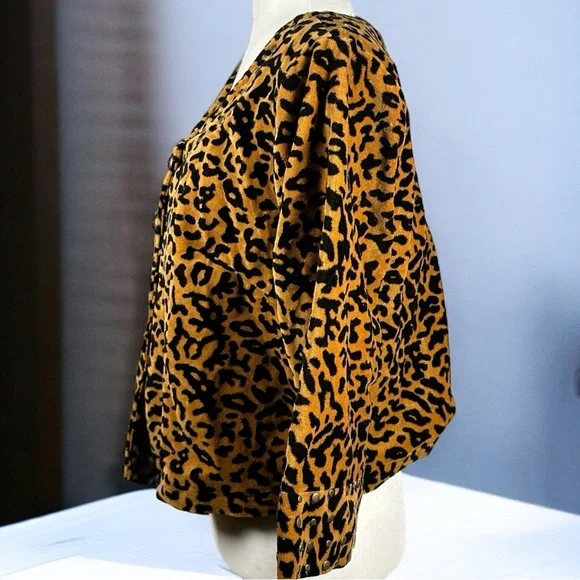 NWT Monroe & Main Leopard Animal Print Cute Button Studded Coat Gold Black Large - Picture 5 of 9